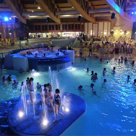Vakantiepark Direkt Neben Der Naturtherme