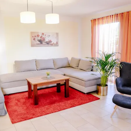 Direkt Neben Der Naturtherme 템플린