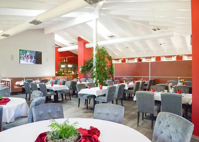 Direkt Neben Der Naturtherme 滕普林